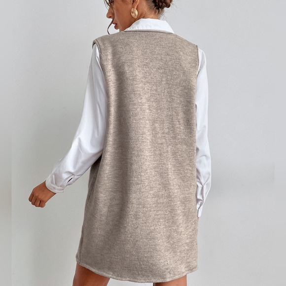 Dual Pocket Sleeveless Sweater Dress Without Blouse - Picture 4 of 5